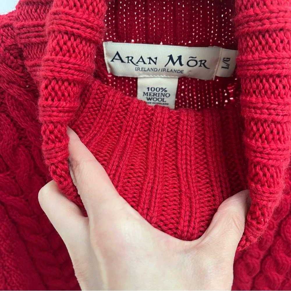 Aran Mor 100% merino wool traditional turtleneck sweater L cherry red NWT - Picture 6 of 10
